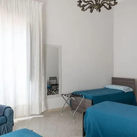 La Casa Di Artemide***** Apartman Szirakúza