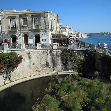 La Casa Di Artemide***** アパート *